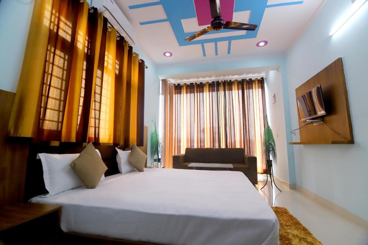 Hotel Comfort Inn Homestay Дехрадун Экстерьер фото